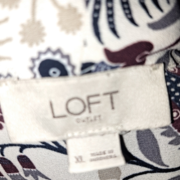 Loft blouse tank - Picture 2 of 2